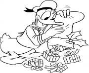 Printable donal duck and presents s of christmas2d23 coloring pages